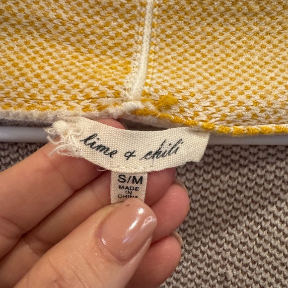 Aztec Patterned Open Front Cardigan - Picture 2 of 5